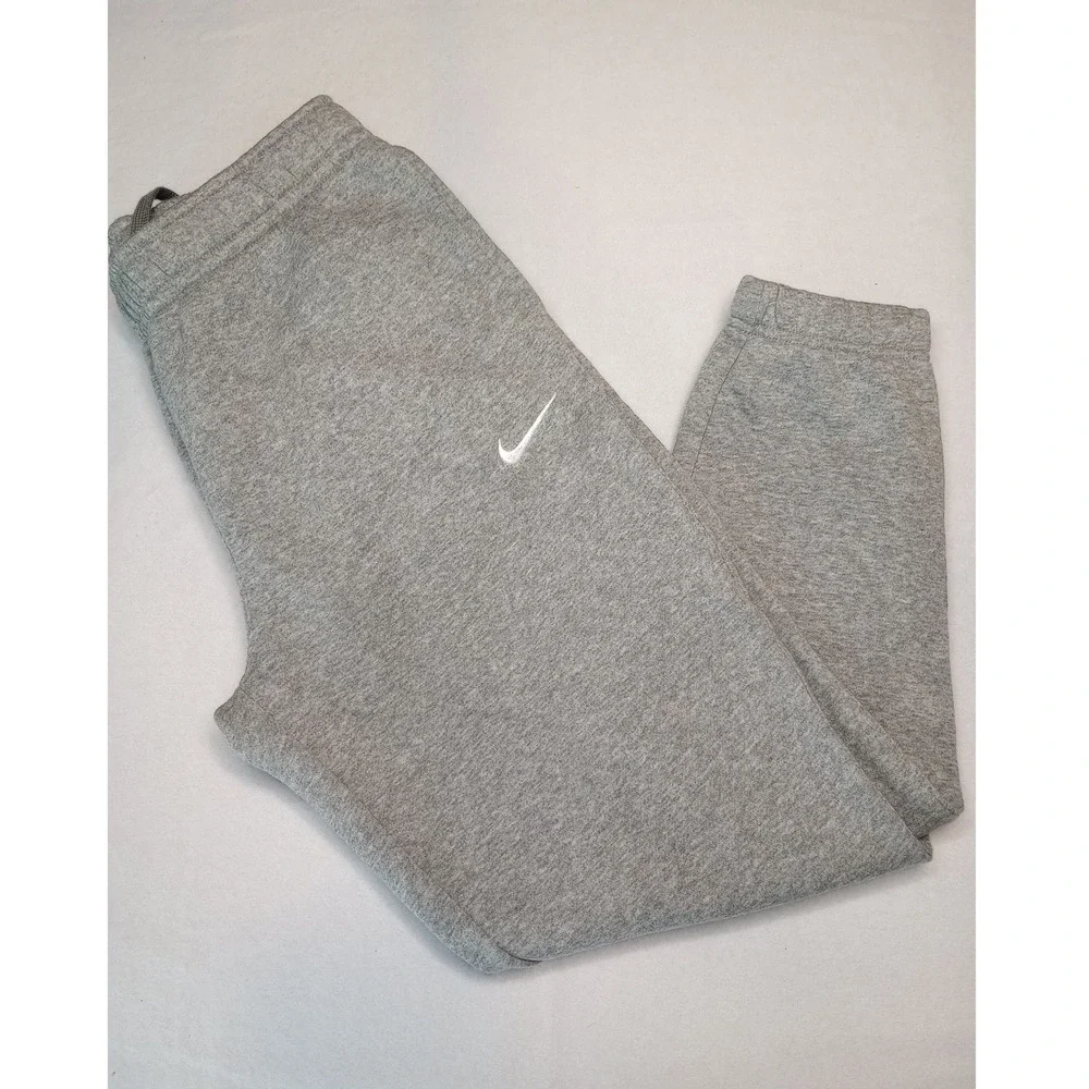 Nike Women's Club Fleece Training Joggers Gray Womens Small